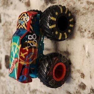 Hotwheels Mattel 68 truck 4x4 monster Truck 1:64 scale street graffiti dicast